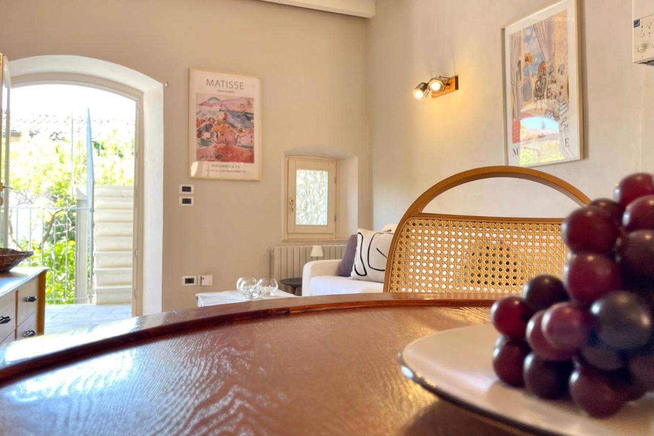 Ferienwohnung Borgo Dei Sogni San Felice del Benaco Exterior foto