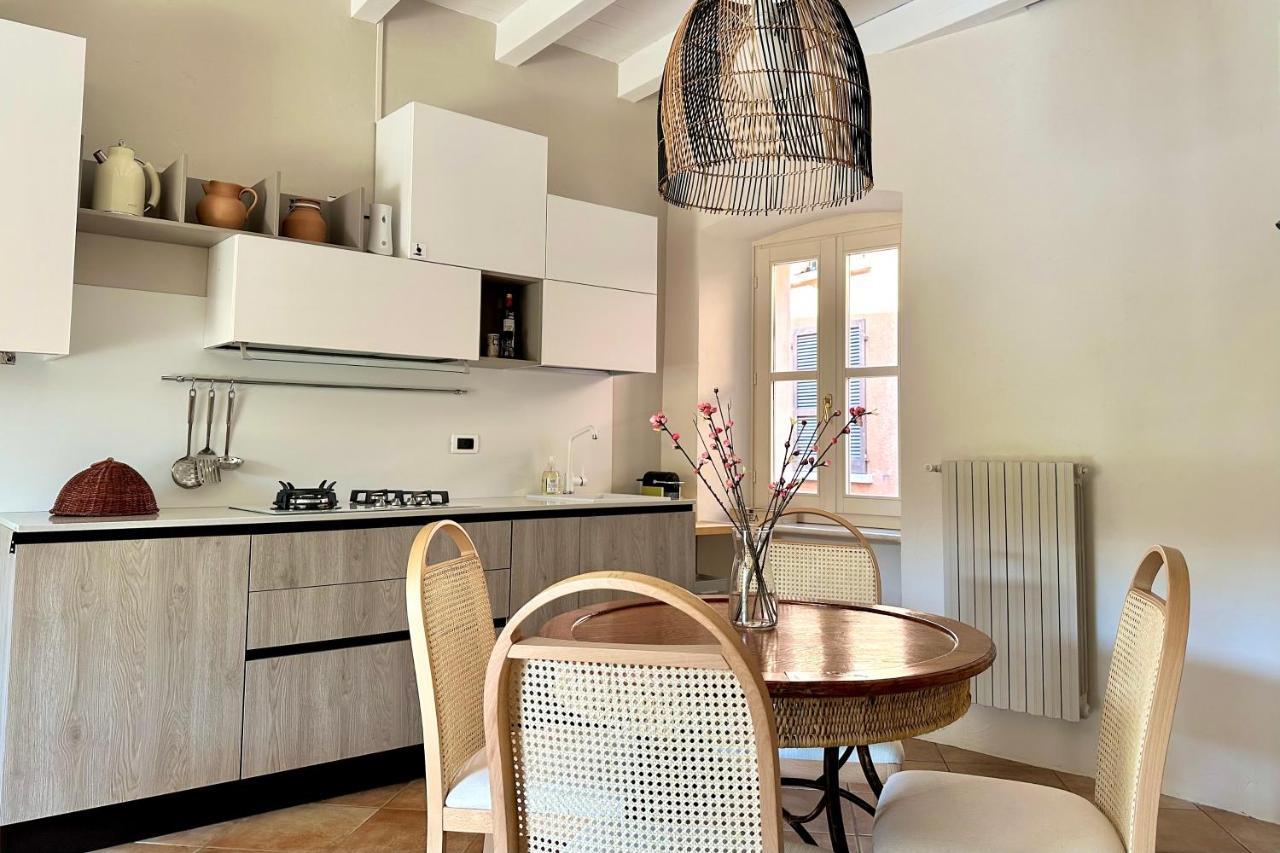 Ferienwohnung Borgo Dei Sogni San Felice del Benaco Exterior foto