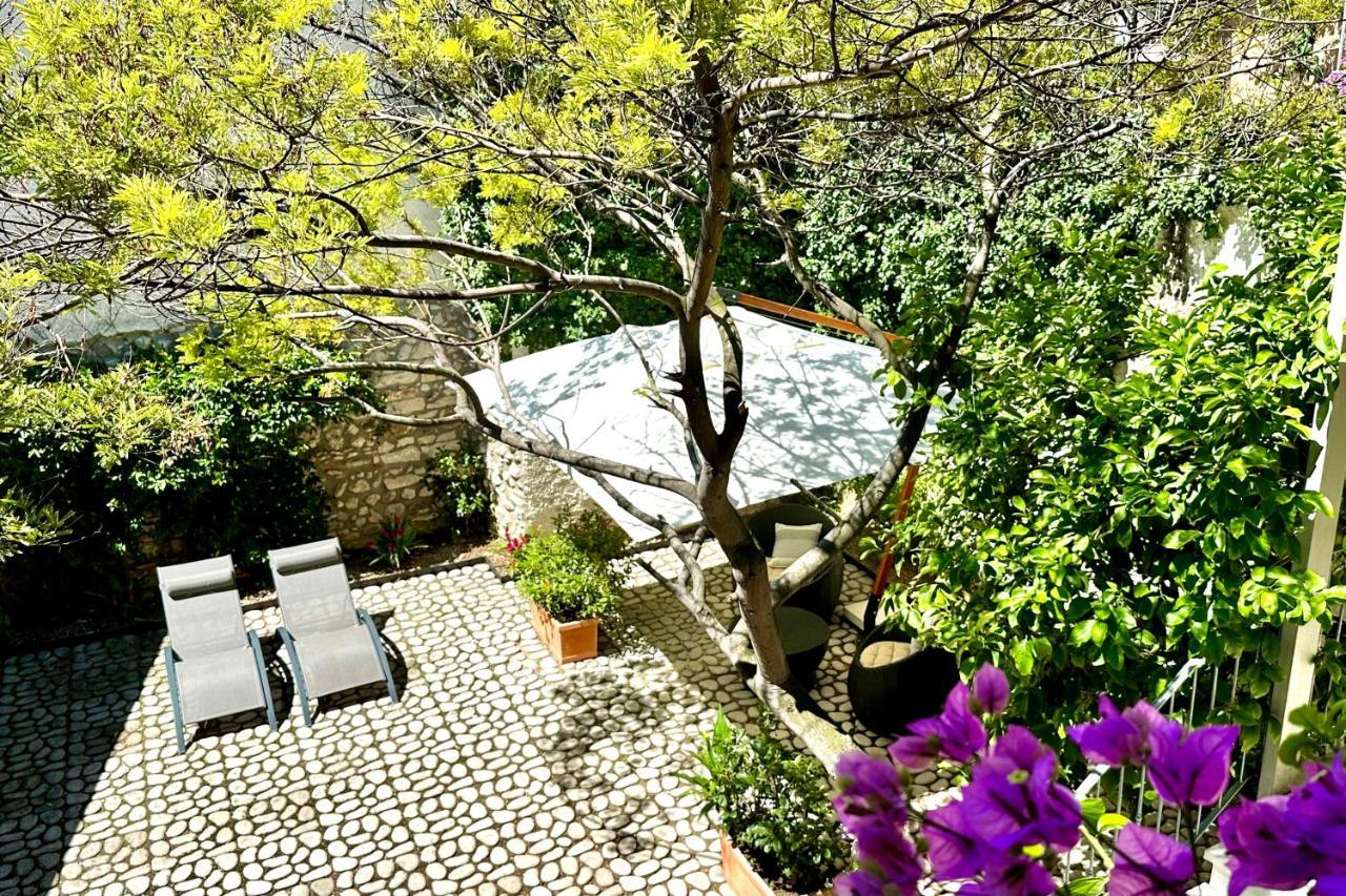Ferienwohnung Borgo Dei Sogni San Felice del Benaco Exterior foto