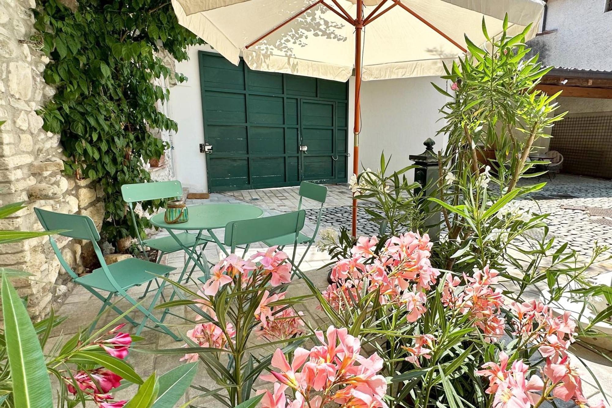Ferienwohnung Borgo Dei Sogni San Felice del Benaco Exterior foto